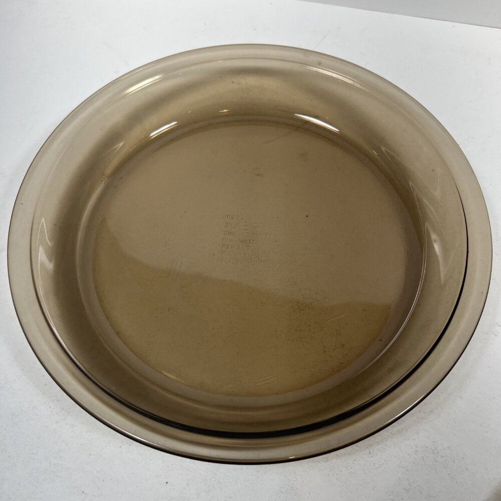 VINTAGE PYREX #209 AMBER GLASS DEEP DISH PIE PLATE BAKING PAN SMOOTH EDGE 9" USA